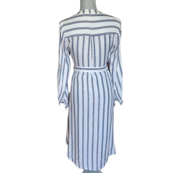 Guess Shirt Dress with gold detailing size small - Picture 4 of 14